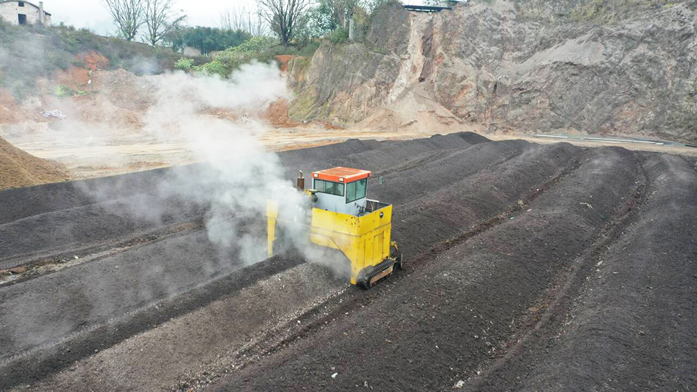 貴州世農(nóng)農(nóng)業(yè)集團(tuán) 忙產(chǎn)有機(jī)肥 助力春耕提地力 生物質(zhì)能技術(shù)服務(wù)
